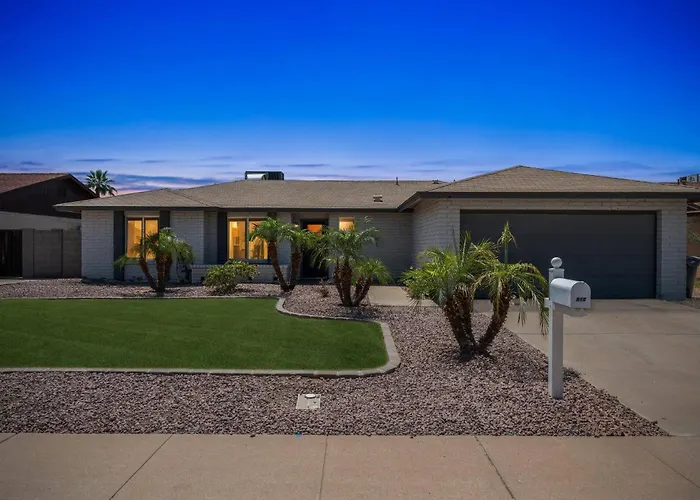 Holiday home Family Getaway Near Dining+entertainment!