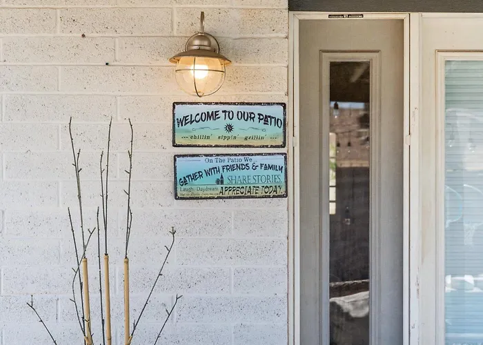 Holiday home Family Getaway Near Dining+entertainment! *