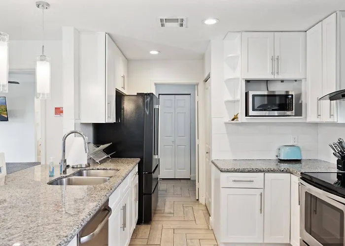 Family Getaway Near Dining+entertainment! *