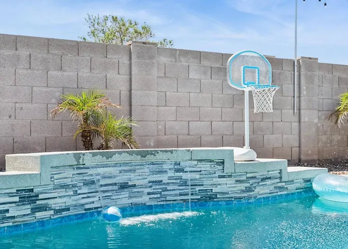 Family Getaway Near Dining+entertainment! * Chandler