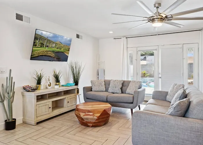 Family Getaway Near Dining+entertainment! * Chandler