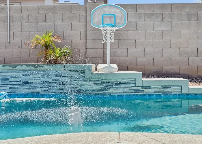Family Getaway Near Dining+entertainment! * Chandler